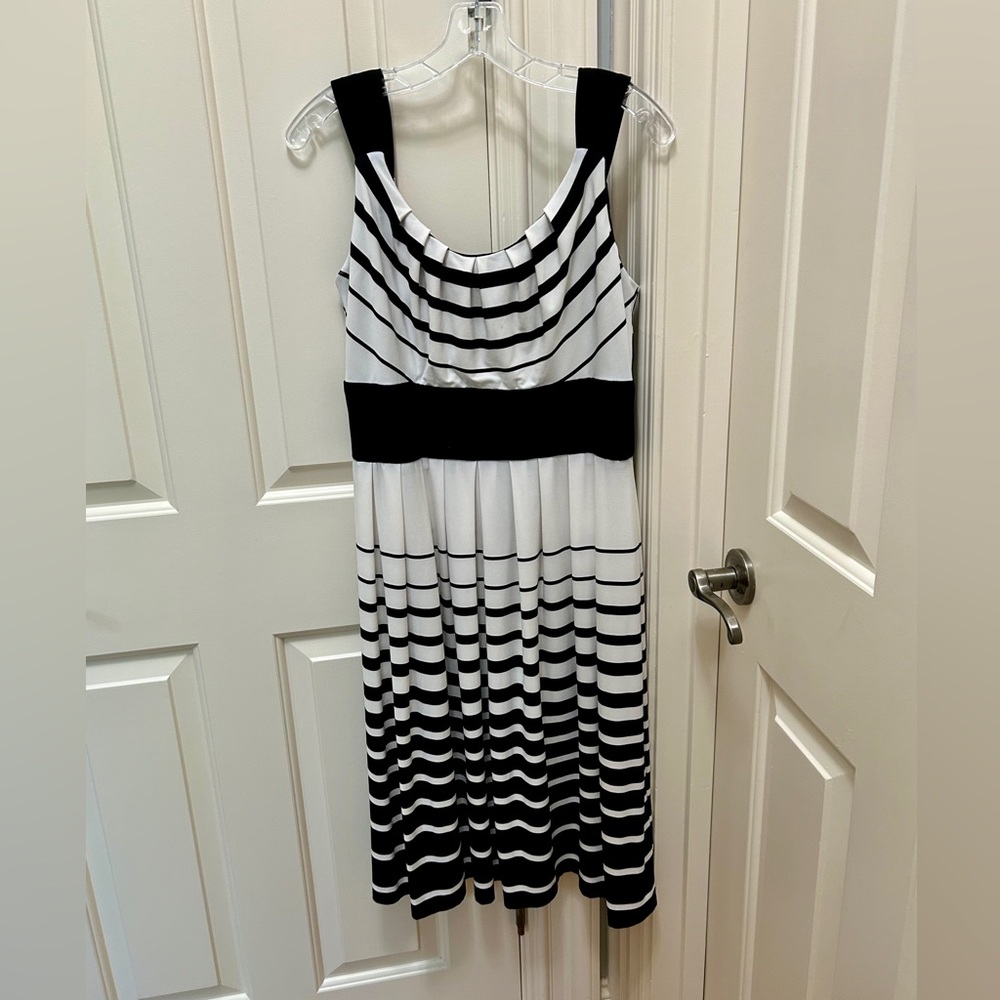 Black and White Striped Women's Dress, Size 12